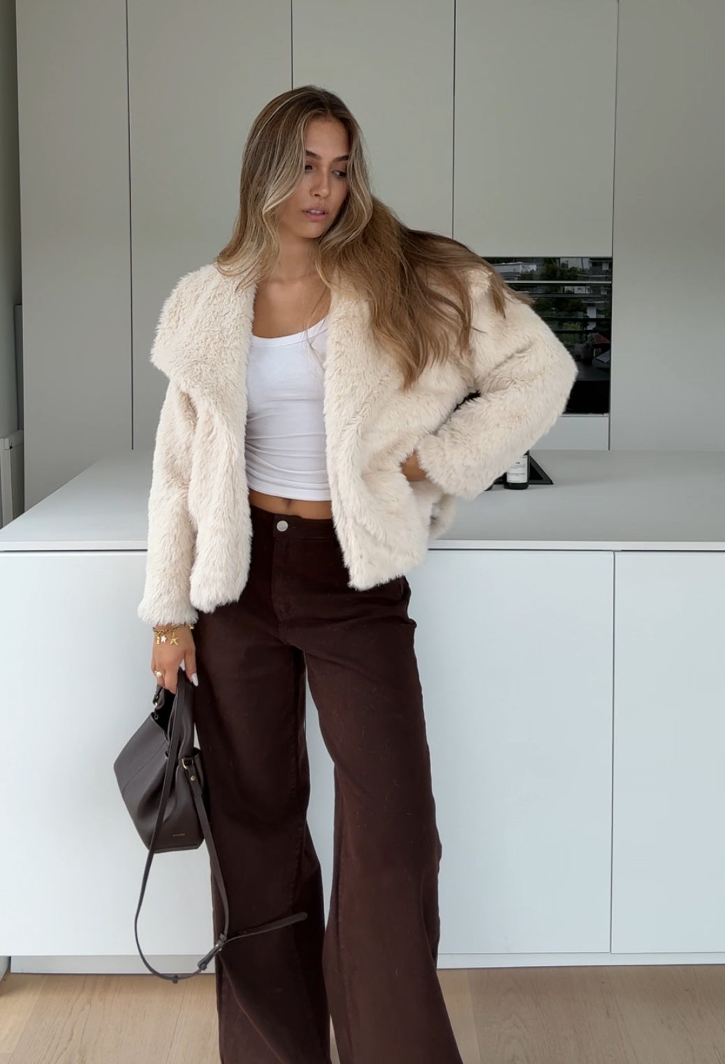 Deseo - Abrigo de piel sintetica